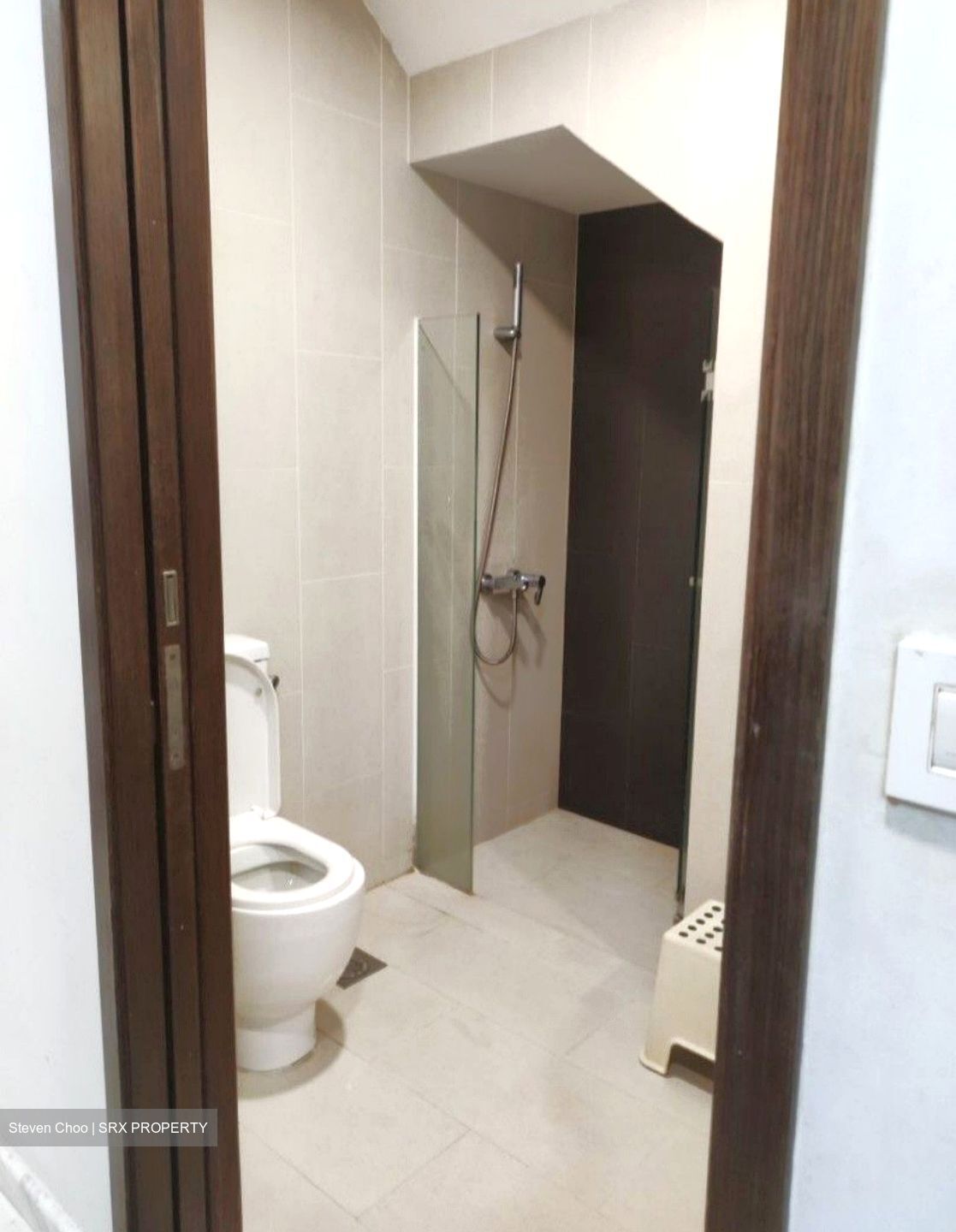 Naung Residence (D19), Apartment #581283201